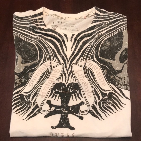 Guess Other - Guess Printed Short Sleeve Tee. Size Med. GUC